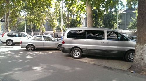 違章停車被拖壞，就該自認(rèn)倒霉？告訴車主如何獲得賠償